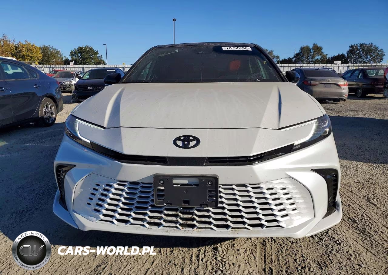 2025 Toyota Camry Xse VIN:4T1DAACK0SU196353 - 5