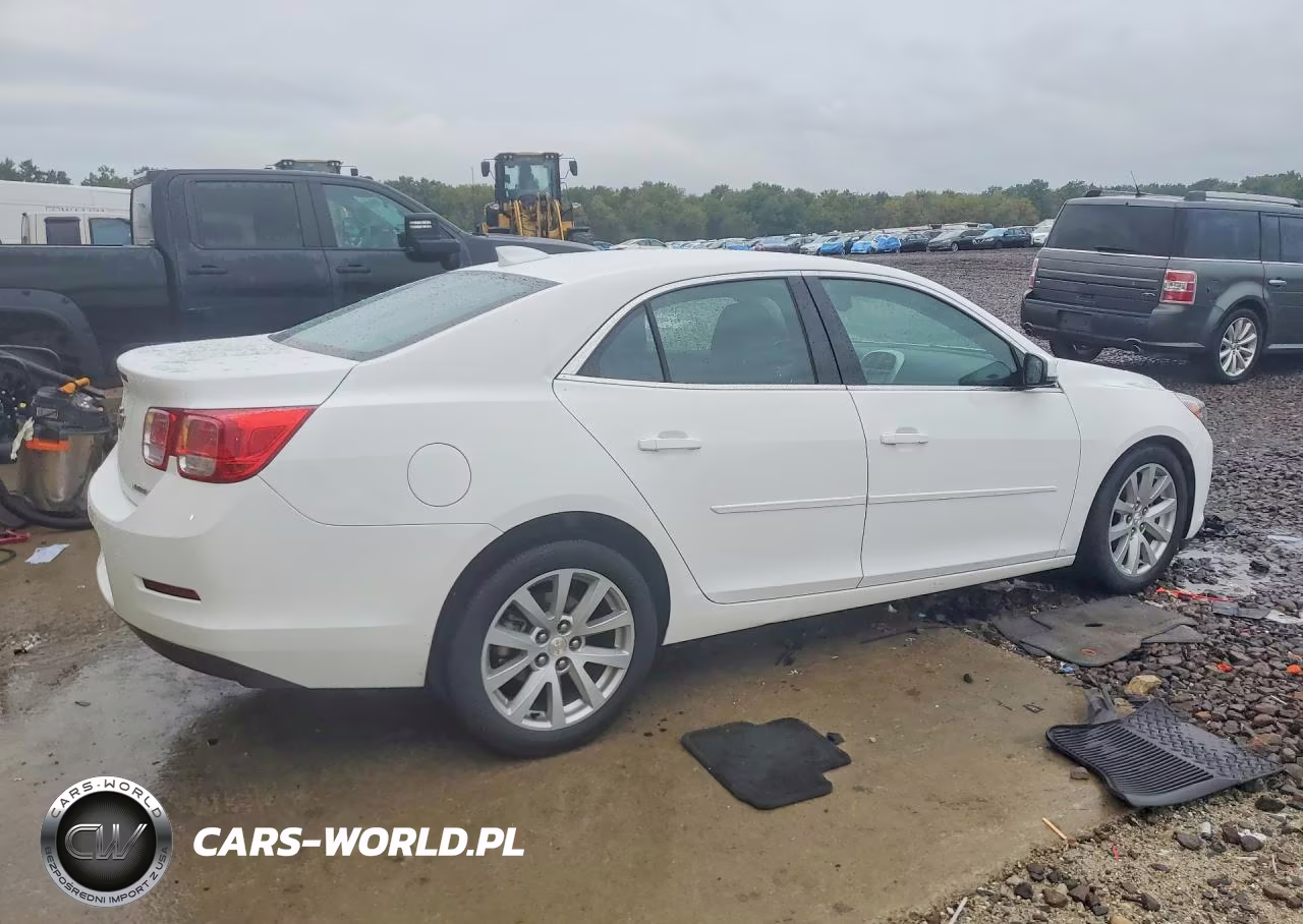 2015 Chevrolet Malibu 2Lt VIN:1G11D5SL2FF289930 - 3
