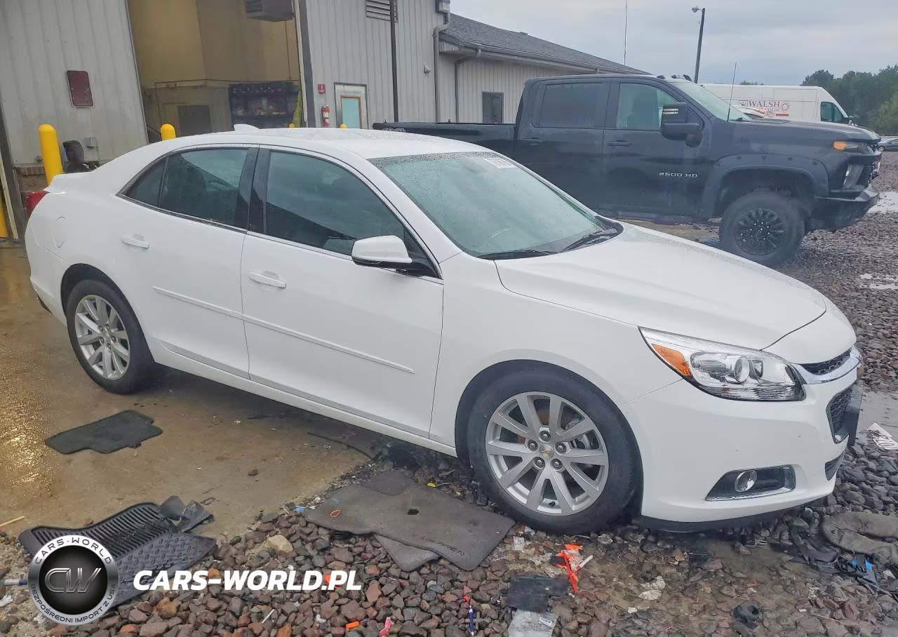 2015 Chevrolet Malibu 2Lt VIN:1G11D5SL2FF289930 - 4