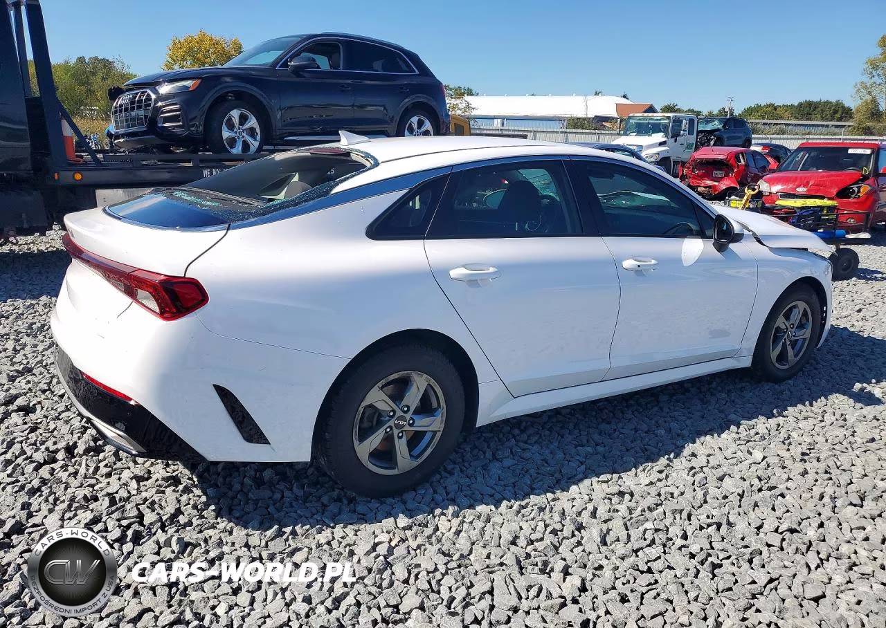 2022 Kia K5 Lxs VIN:5XXG14J29NG147863 - 3