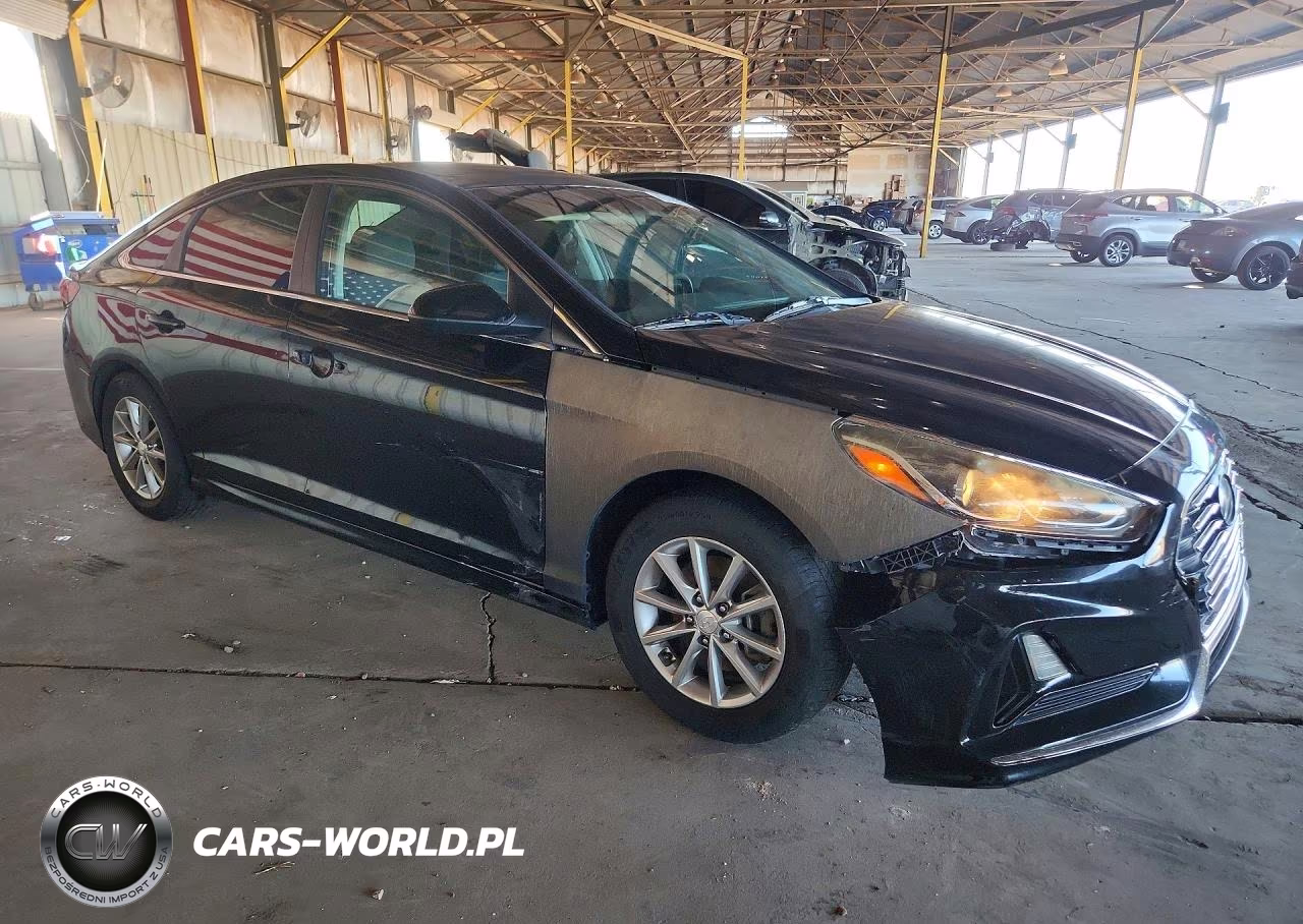 2018 Hyundai Sonata Se VIN:5NPE24AF0JH602220 - 4