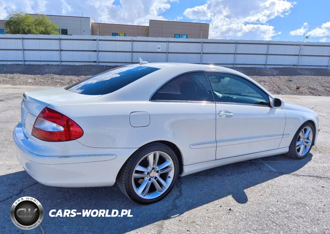 2008 Mercedes-Benz Clk 350 VIN:WDBTJ56H98F242295 - 3