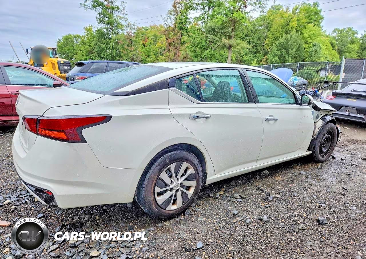 2023 Nissan Altima S VIN:1N4BL4BV0PN325962 - 3