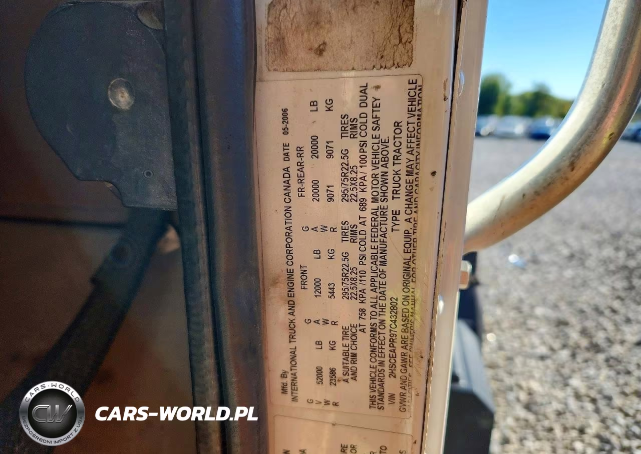 2007 International 9200I Semi Truck VIN:2HSCEAPR97C432802 - 12