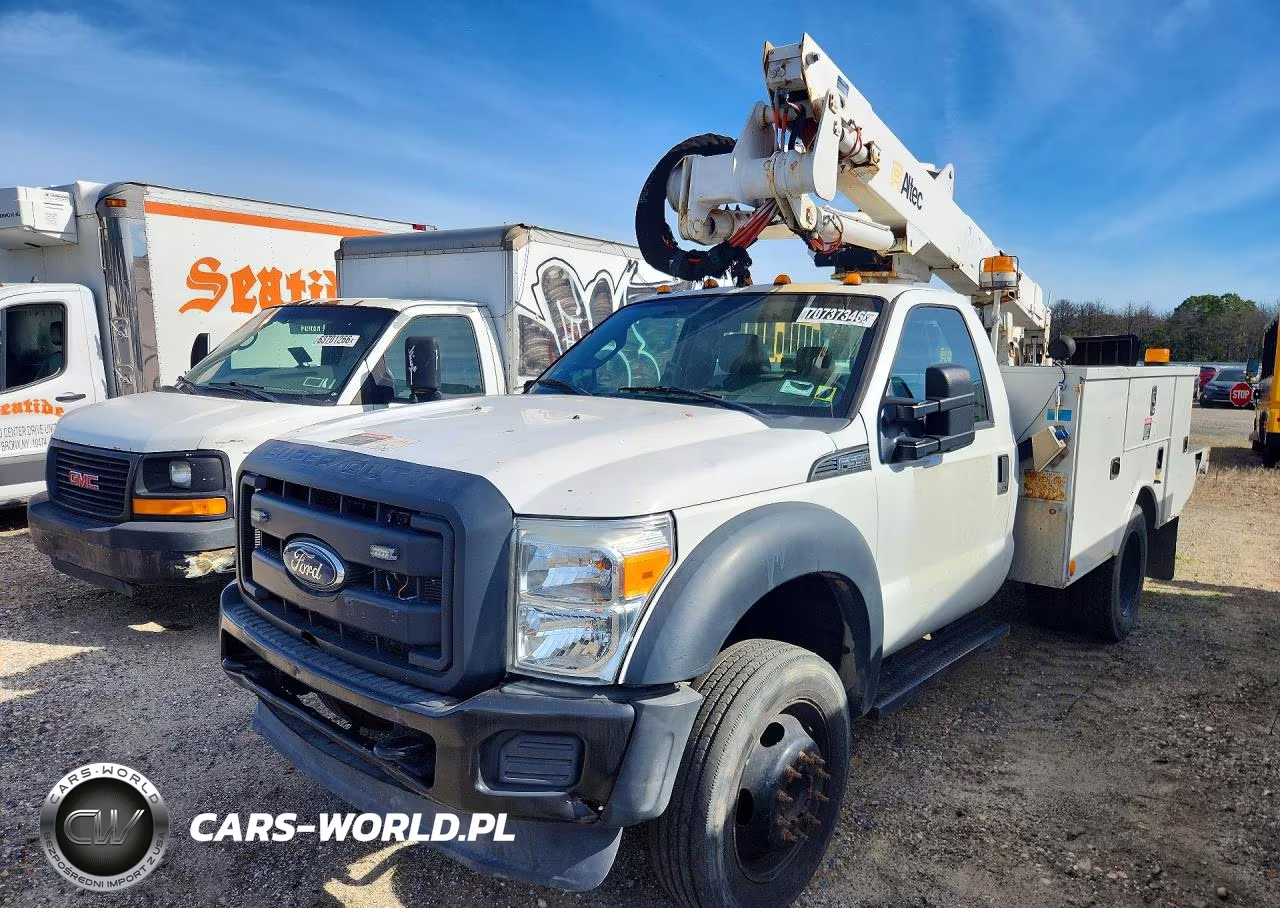 2016 Ford F550 Super Duty Bucket Truck VIN:1FDUF5GT8GEC62953 - 1