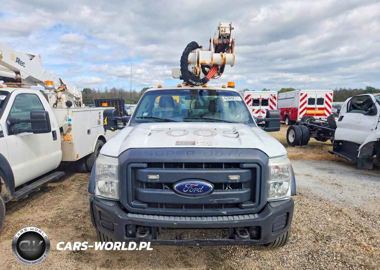 2016 Ford F550 Super Duty VIN:1FDUF5GT4GEC76977 - 5