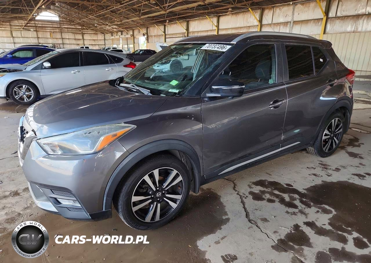 2018 Nissan Kicks Sr
