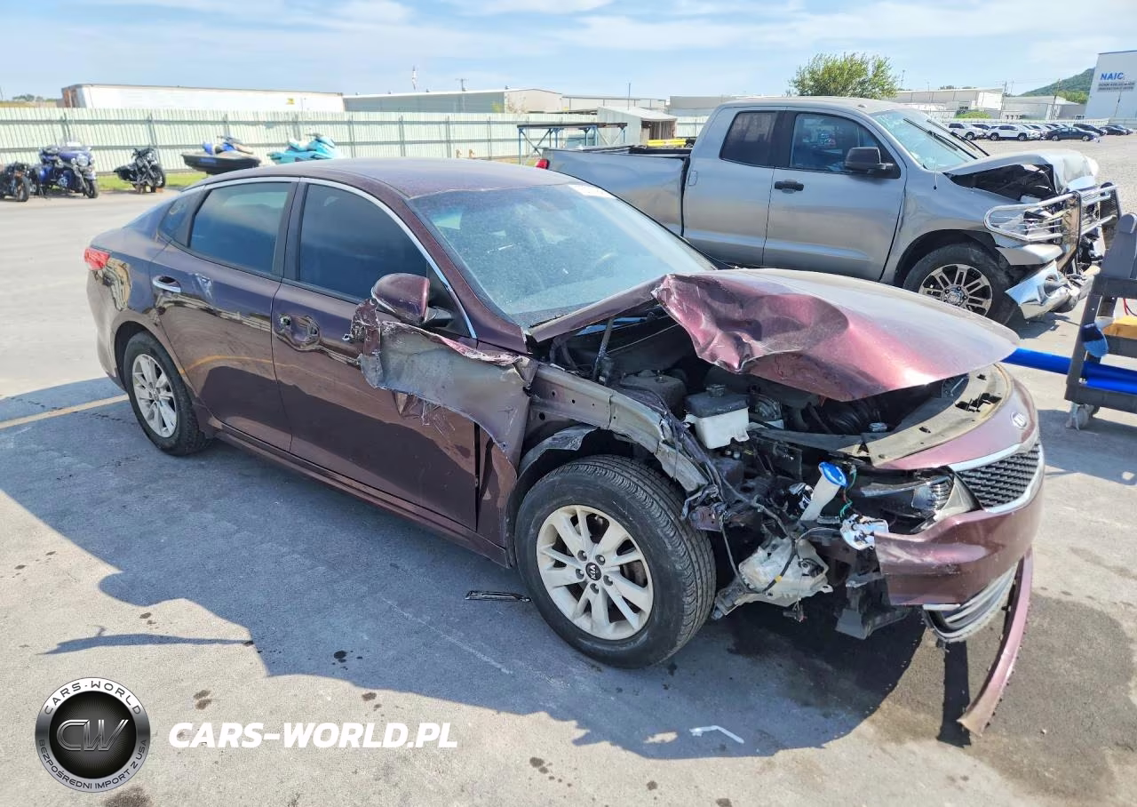2017 Kia Optima Lx VIN:5XXGT4L32HG167604 - 4