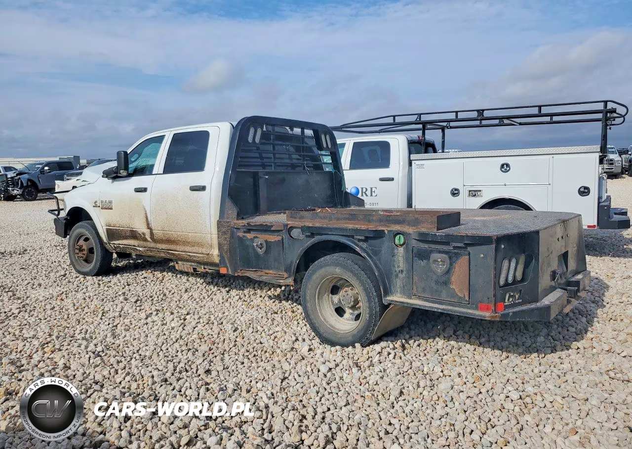2018 Ram 3500 VIN:3C7WRTCL9JG331764 - 2