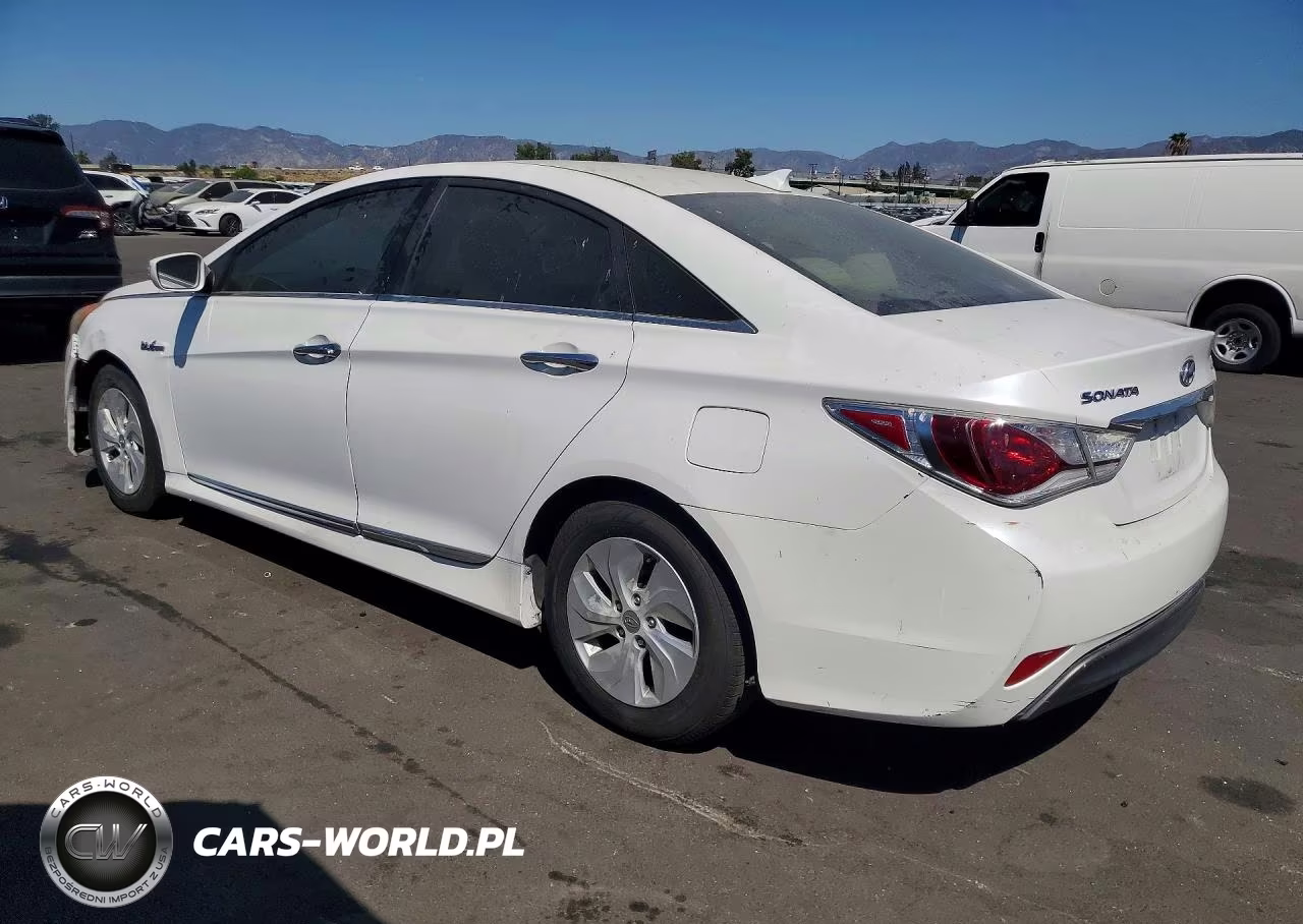 2015 Hyundai Sonata Hybrid Base VIN:KMHEC4A47FA133536 - 2