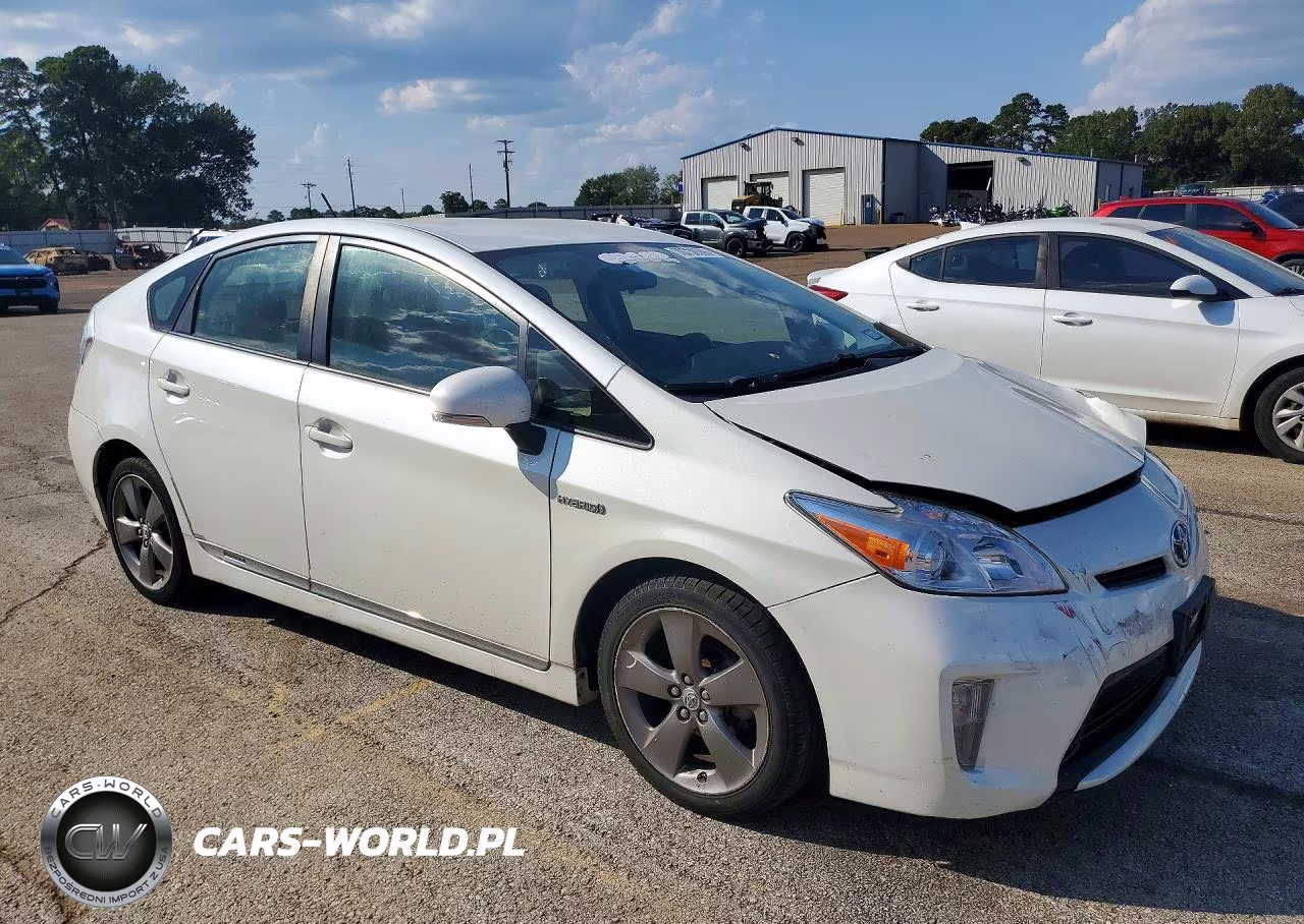 2015 Toyota Prius Persona Series VIN:JTDKN3DU5F0416403 - 4