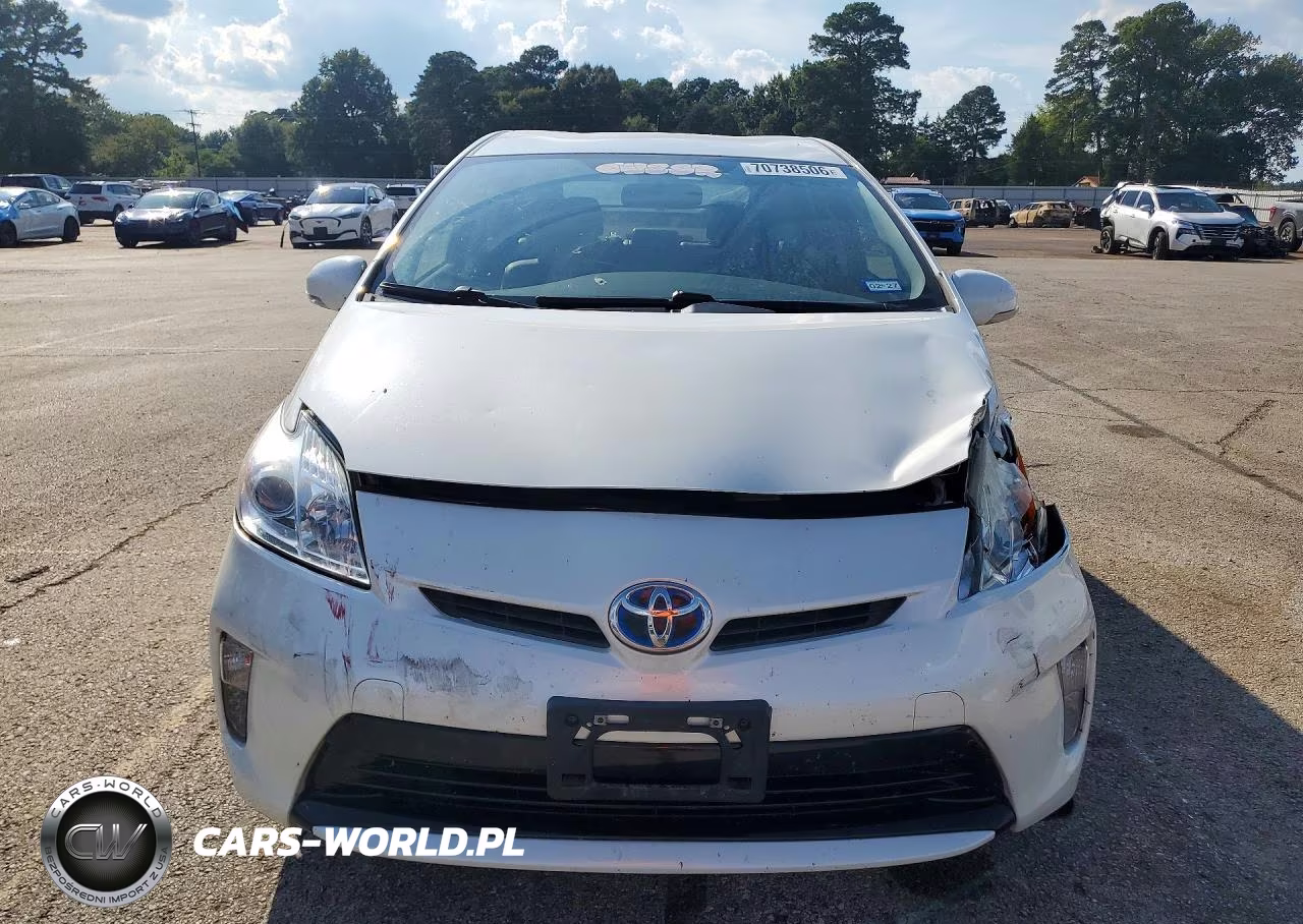 2015 Toyota Prius Persona Series VIN:JTDKN3DU5F0416403 - 5