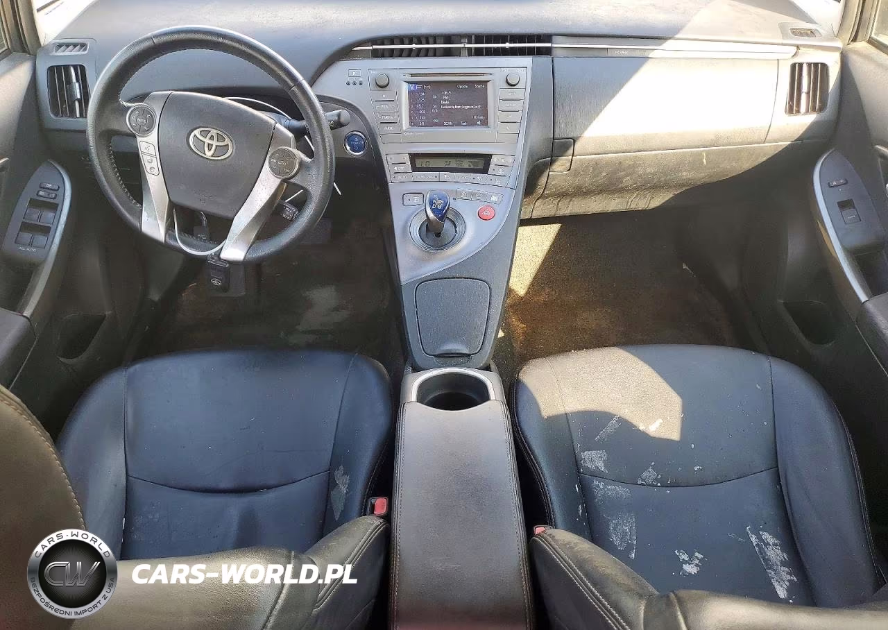 2015 Toyota Prius Persona Series VIN:JTDKN3DU5F0416403 - 8
