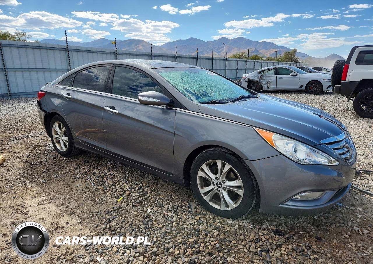 2013 Hyundai Sonata Limited VIN:5NPEC4AC9DH636731 - 4