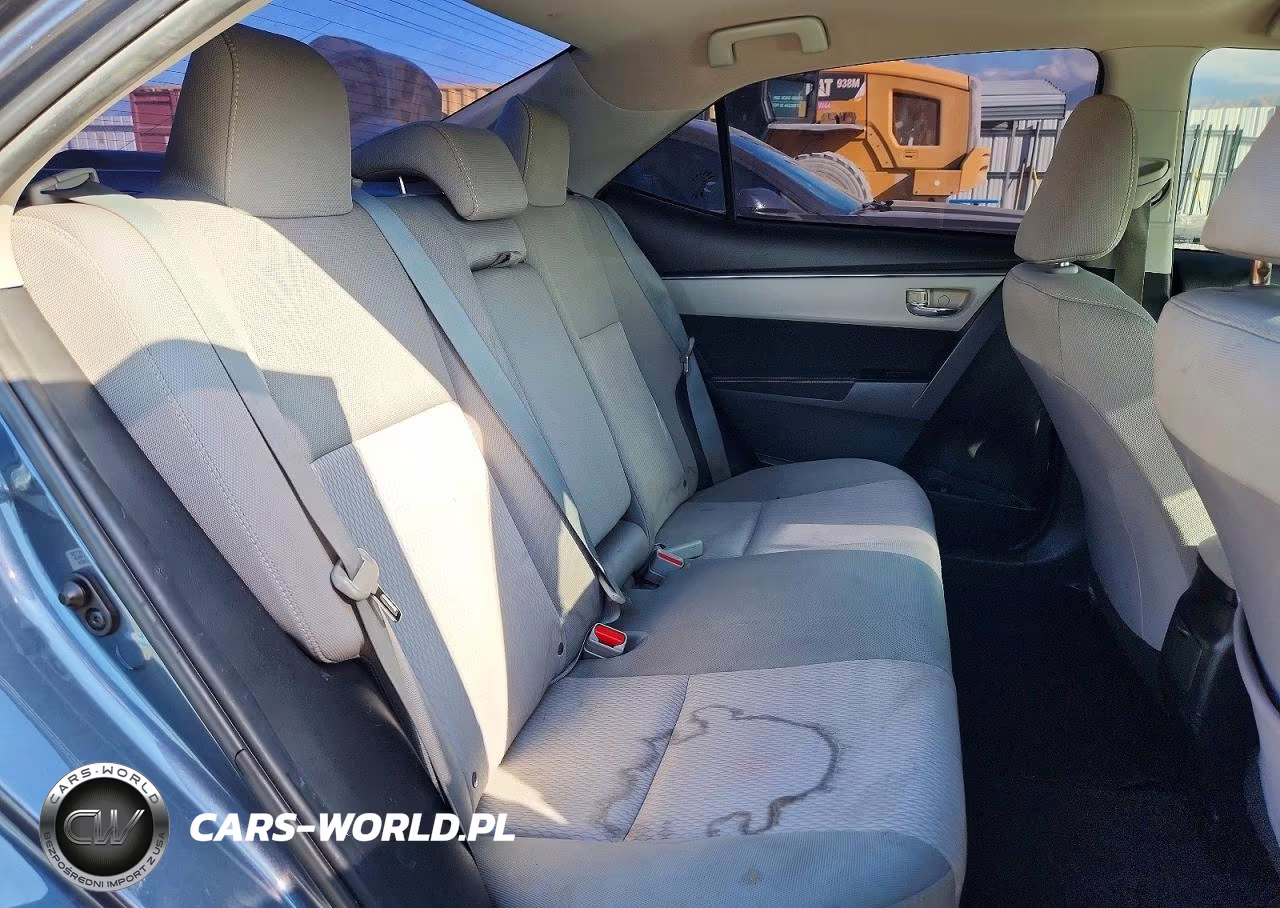 2015 Toyota Corolla Le VIN:2T1BURHE1FC411150 - 10