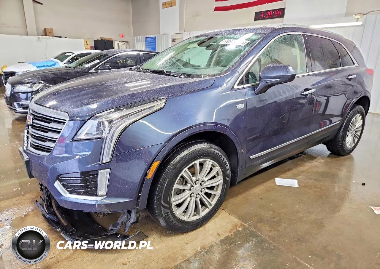 2018 Cadillac Xt5 Luxury VIN:1GYKNDRS8JZ142996 - 1