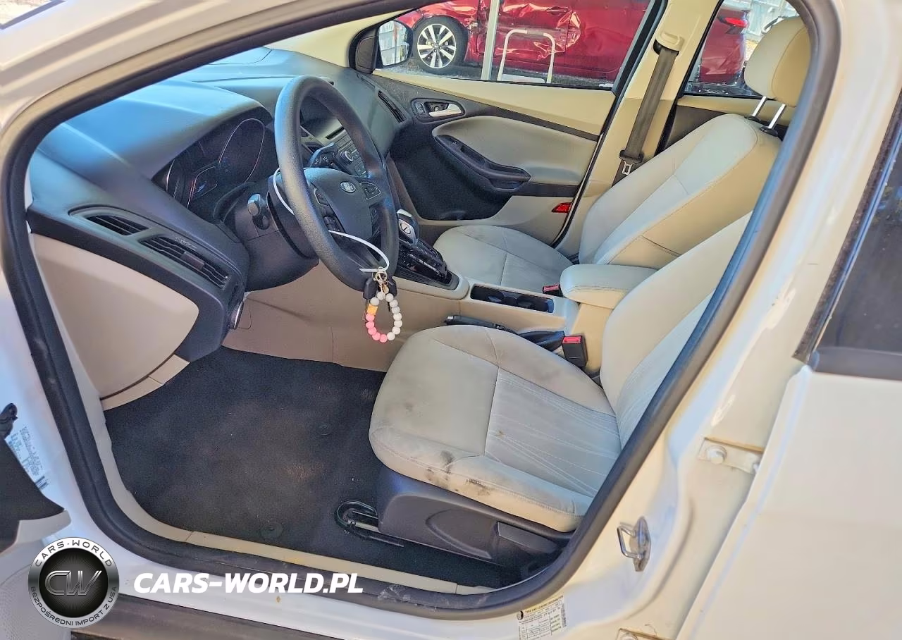 2015 Ford Focus Se VIN:1FADP3F29FL329624 - 7