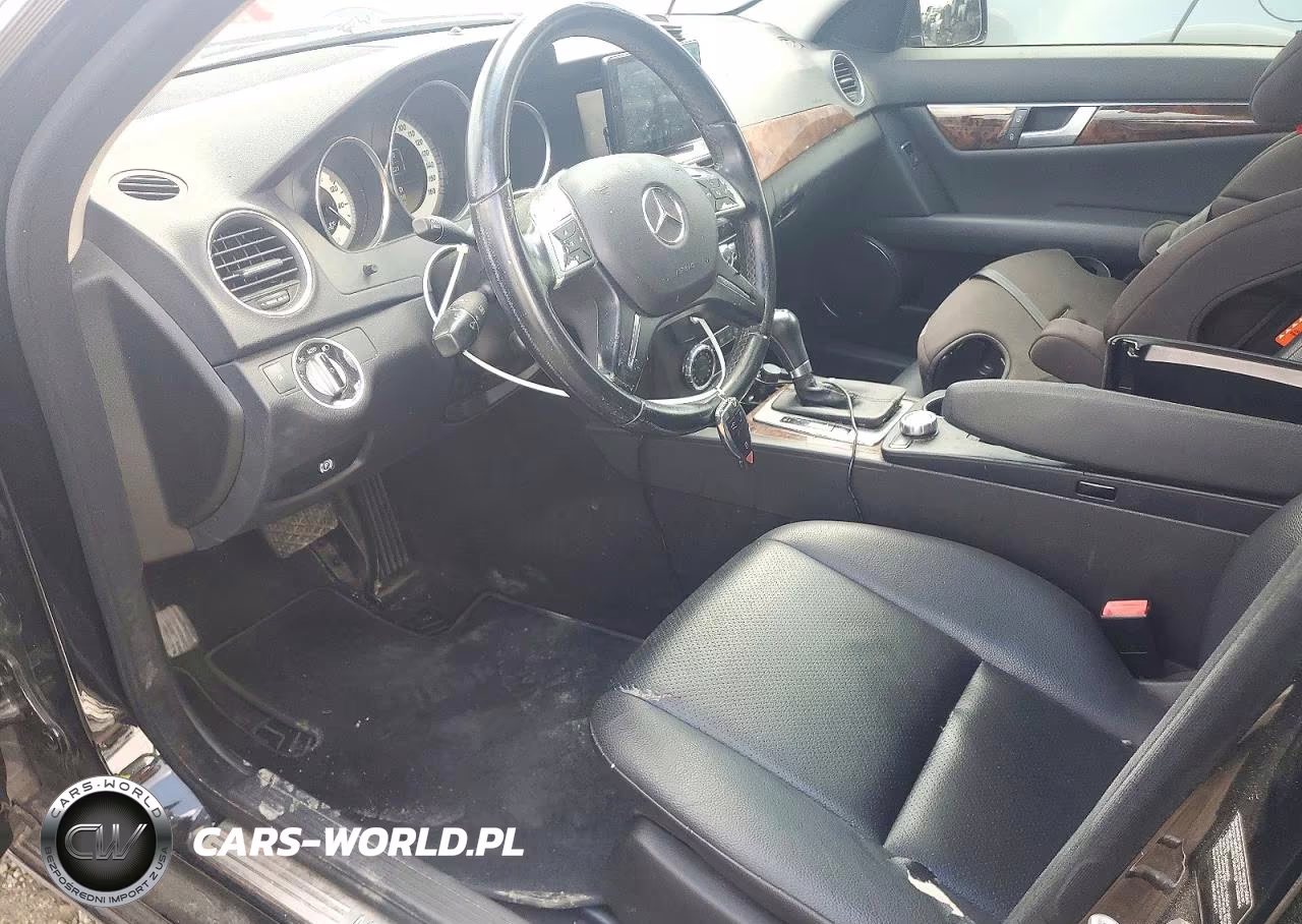 2012 Mercedes-Benz C 300 4Matic VIN:WDDGF8BBXCA655636 - 7