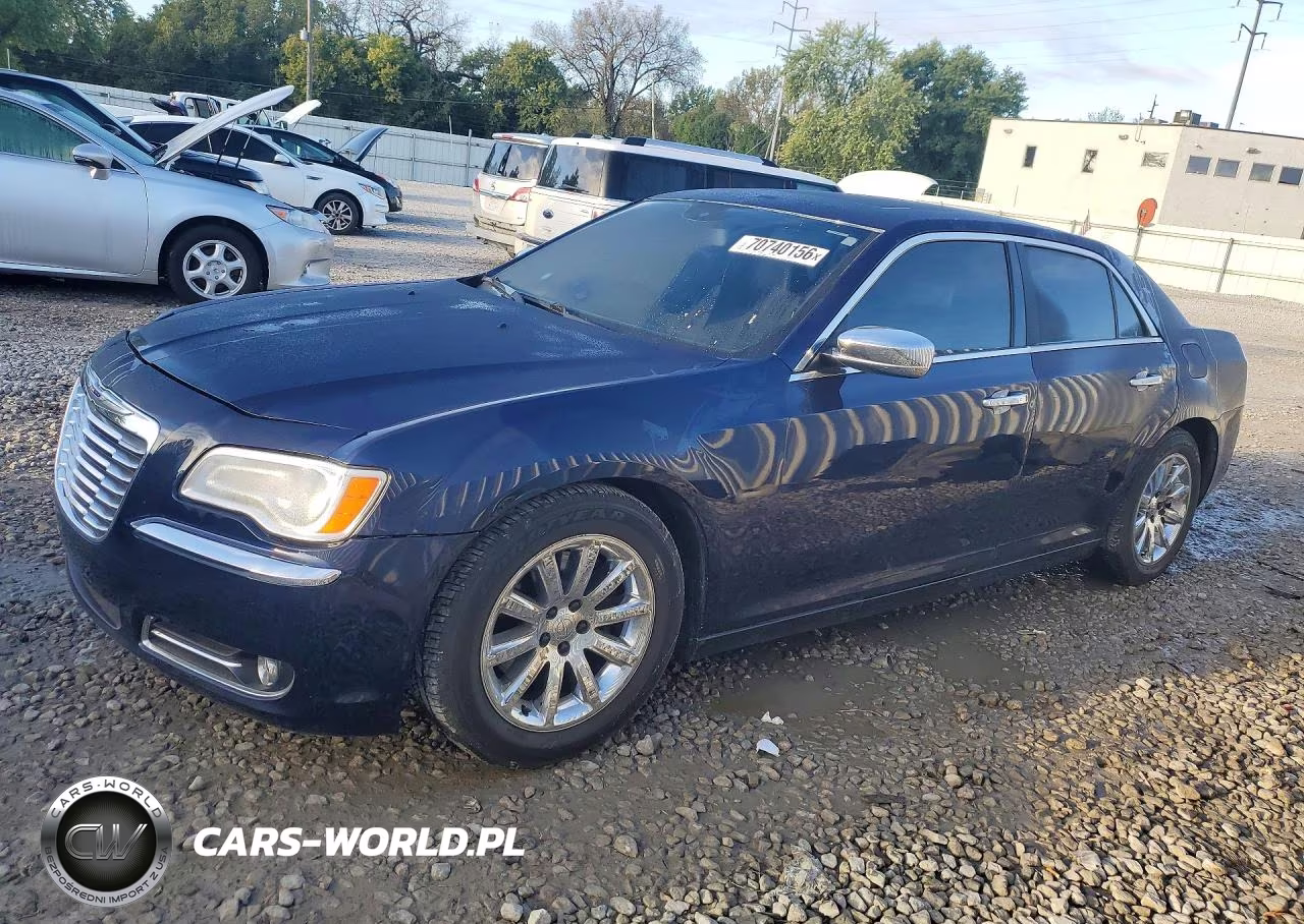 2013 Chrysler 300C VIN:2C3CCAETXDH647072 - 1