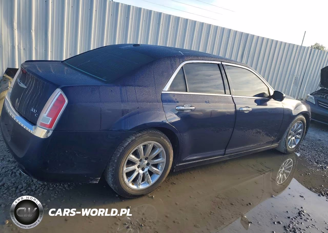 2013 Chrysler 300C VIN:2C3CCAETXDH647072 - 3