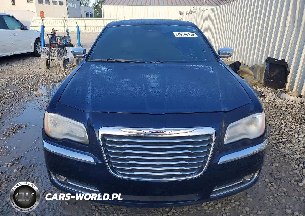 2013 Chrysler 300C VIN:2C3CCAETXDH647072 - 5
