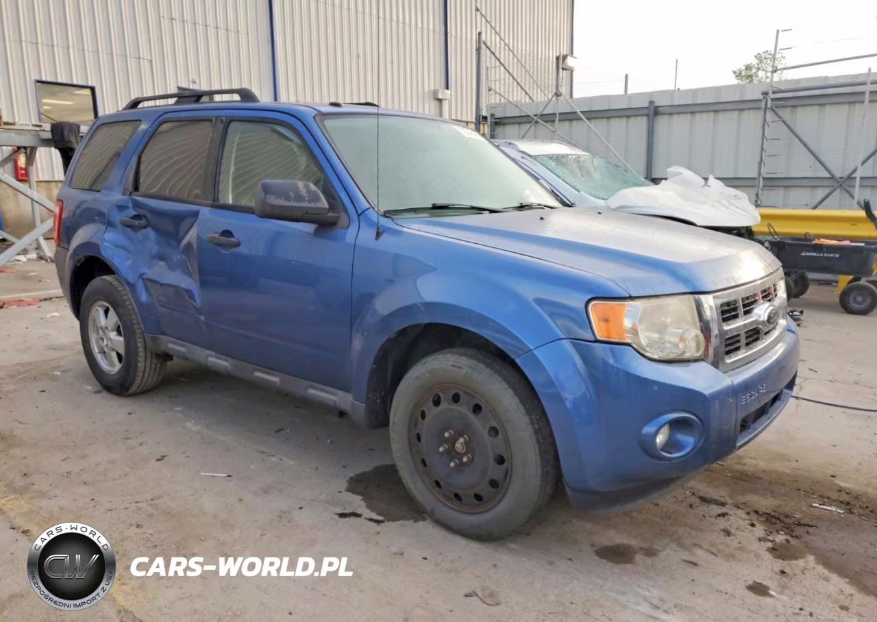 2010 Ford Escape Xlt VIN:1FMCU0D79AKB28442 - 4