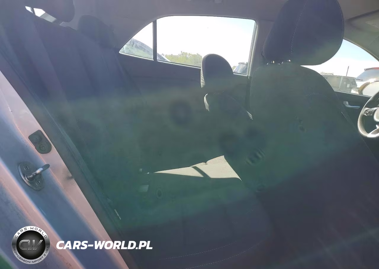 2019 Kia Rio S VIN:3KPA25AB8KE194282 - 10