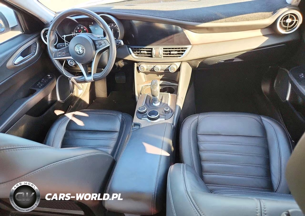 2017 Alfa Romeo Giulia Ti Rwd VIN:ZARFAECN9H7536501 - 8