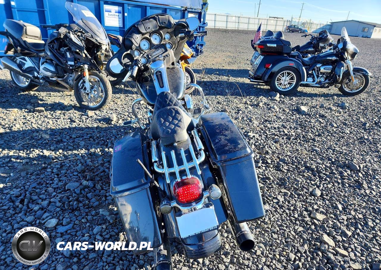 2008 Harley-Davidson Flhx VIN:1HD1KB4148Y660356 - 4