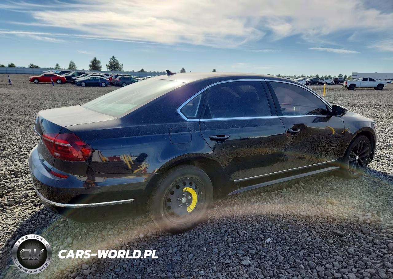 2017 Volkswagen Passat Sel Premium VIN:1VWCM7A33HC080498 - 3