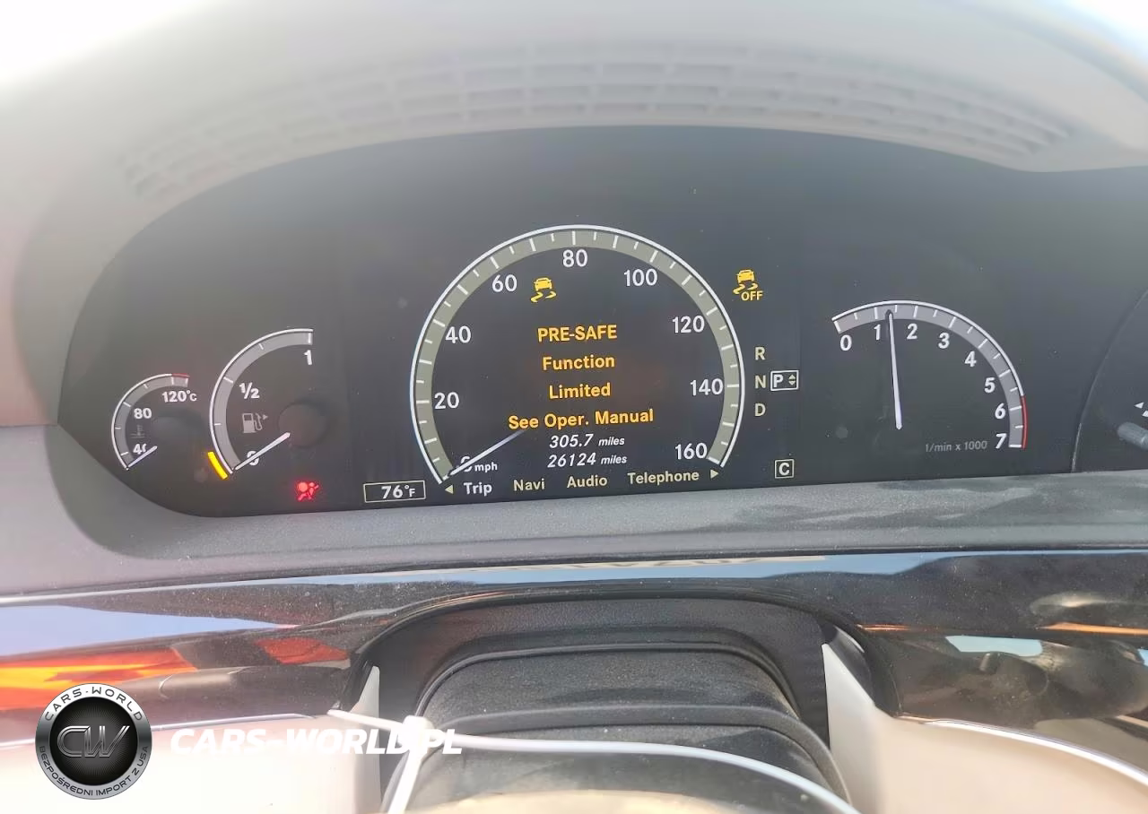 2010 Mercedes-Benz S 600 VIN:WDDNG7GB8AA323635 - 9