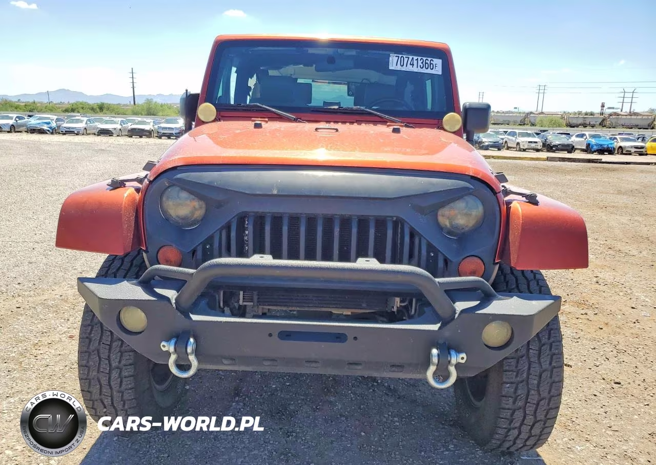 2009 Jeep Wrangler Sahara VIN:1J4FA54129L722941 - 5