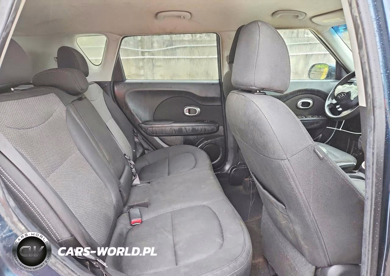 2018 Kia Soul + VIN:KNDJP3A50J7523006 - 10