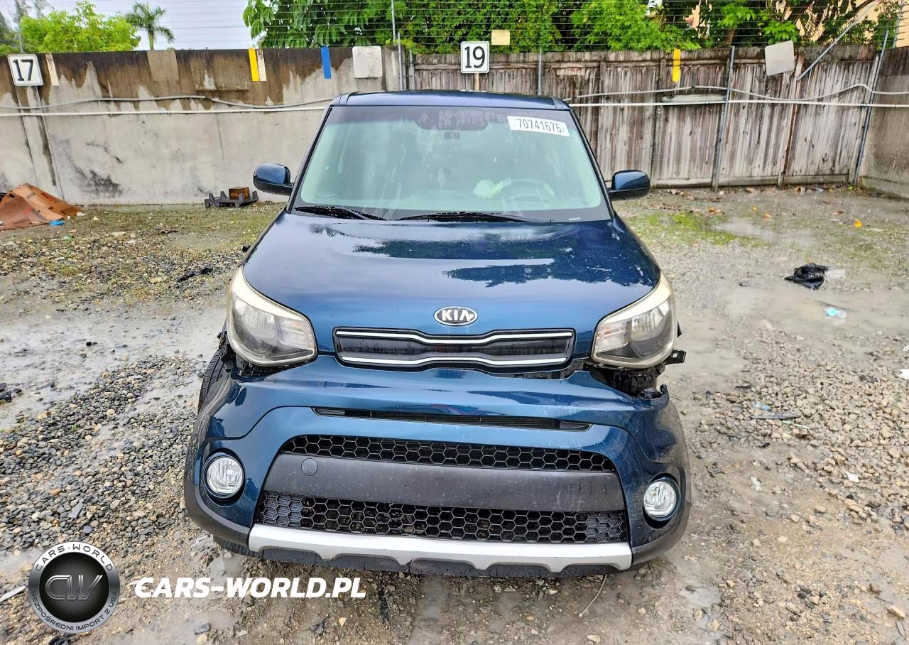 2018 Kia Soul + VIN:KNDJP3A50J7523006 - 5