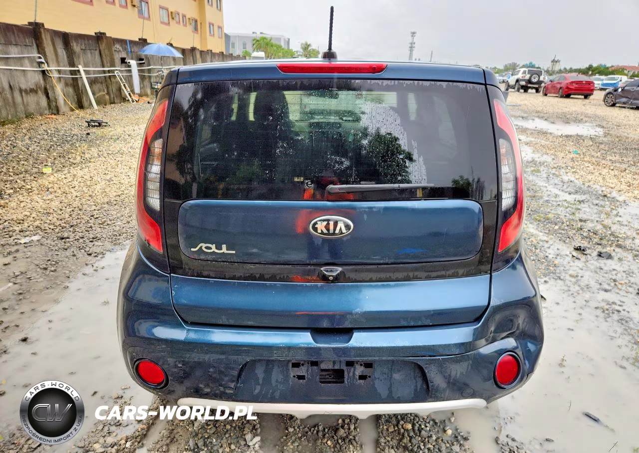2018 Kia Soul + VIN:KNDJP3A50J7523006 - 6