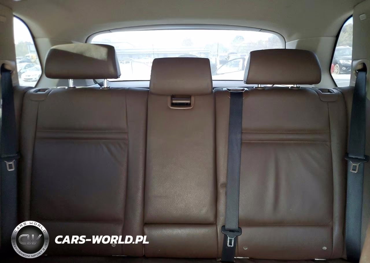 2010 BMW X5 xDrive48I VIN:5UXFE8C58AL311711 - 10