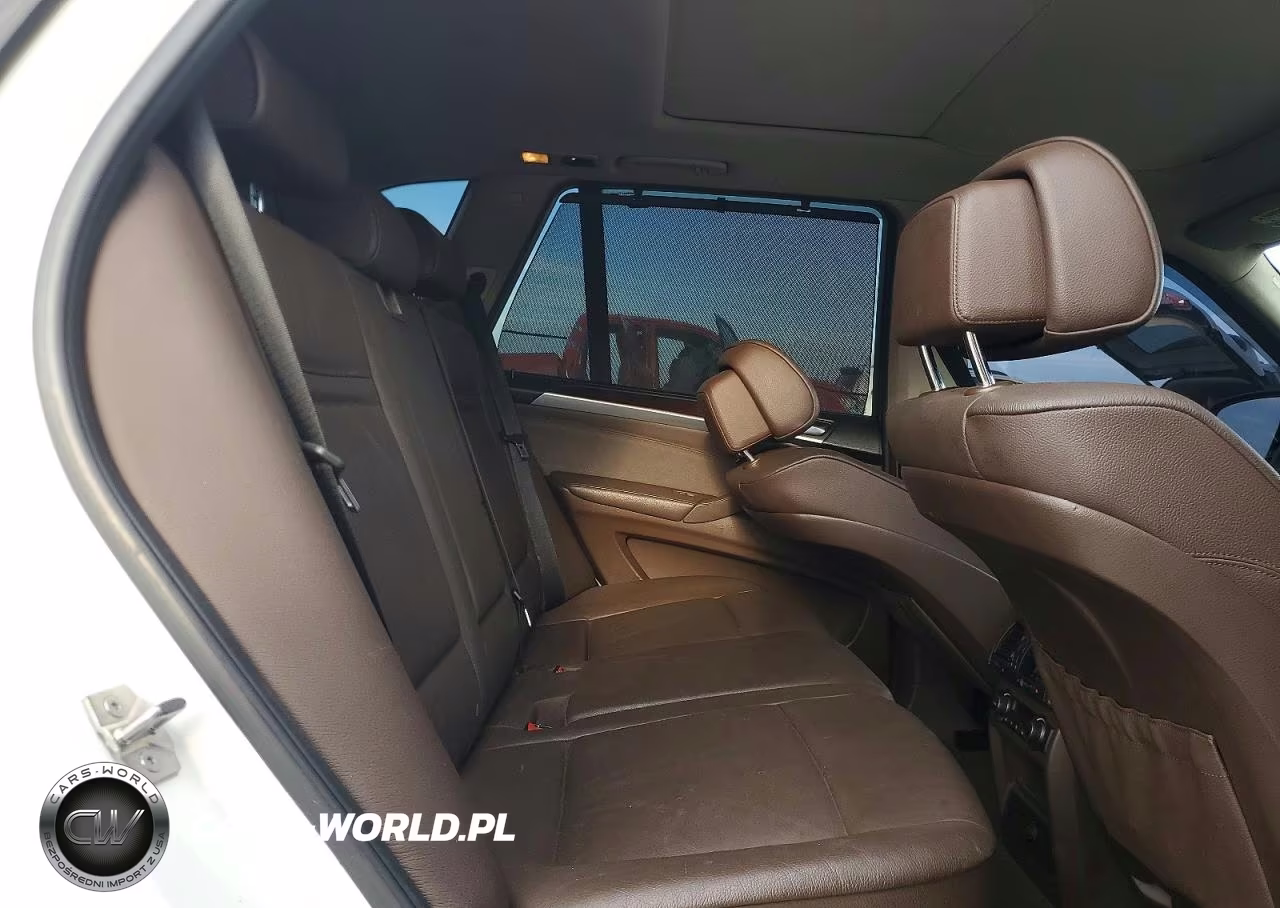 2010 BMW X5 xDrive48I VIN:5UXFE8C58AL311711 - 11