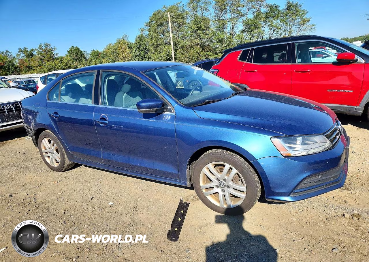 2017 Volkswagen Jetta S VIN:3VW2B7AJXHM256087 - 4