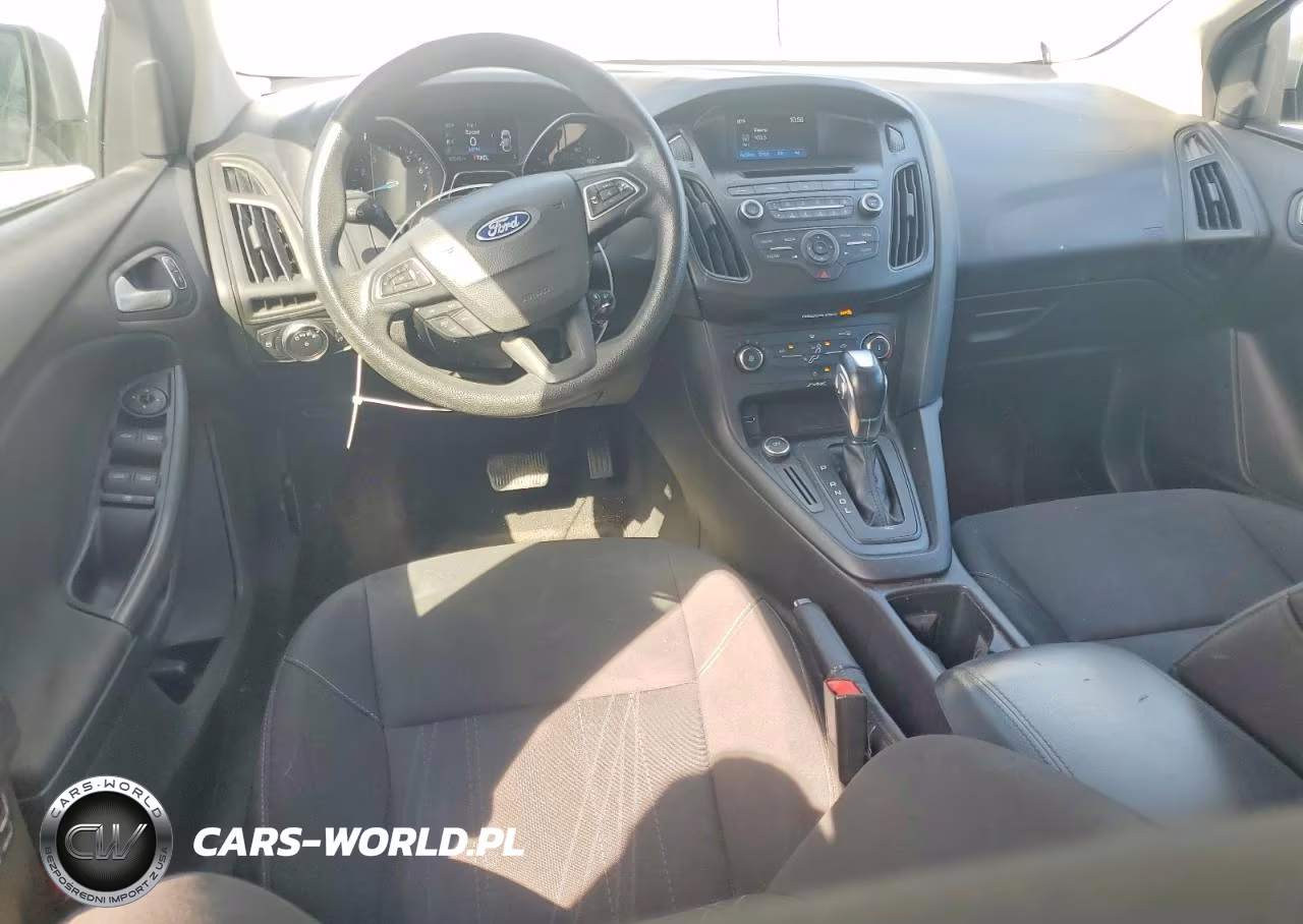 2015 Ford Focus Se VIN:1FADP3F26FL252873 - 8