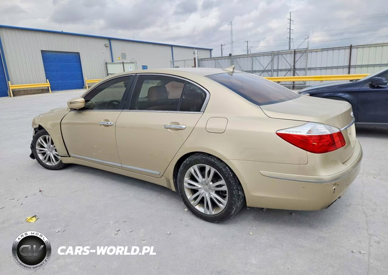 2011 Hyundai Genesis 4.6 VIN:KMHGC4DF2BU131840 - 2