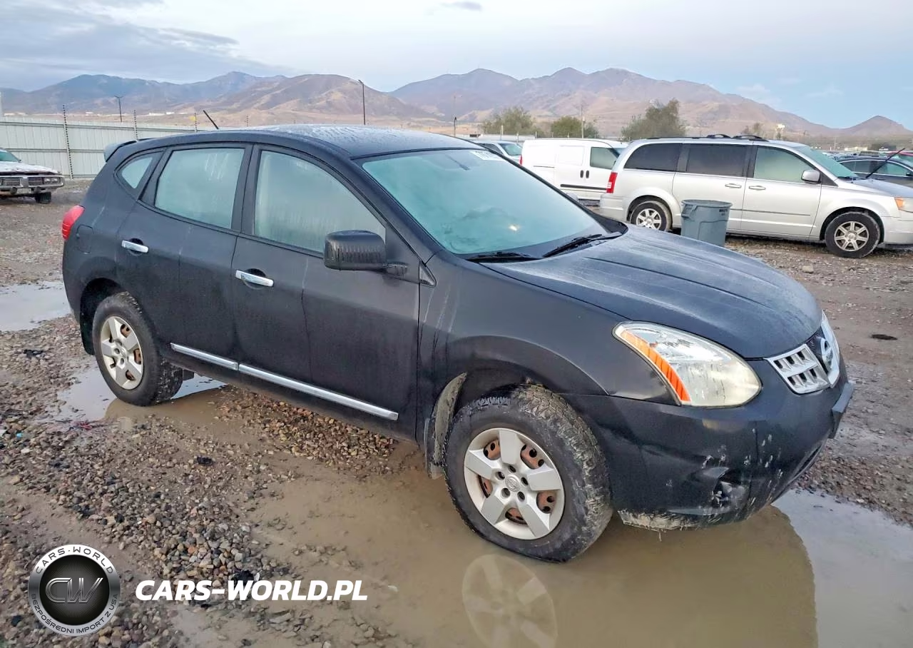 2013 Nissan Rogue S VIN:JN8AS5MV3DW147731 - 4