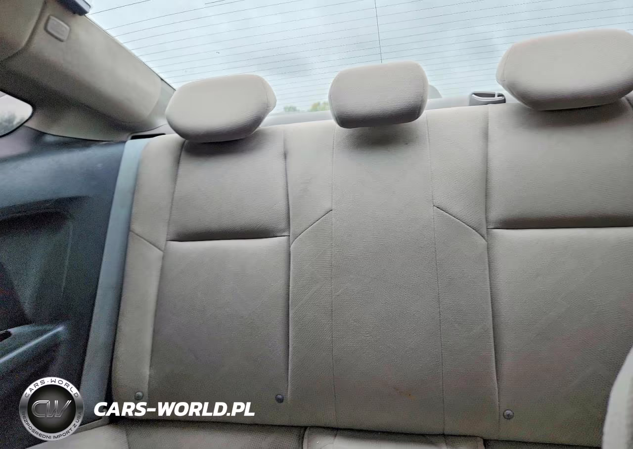 2012 Honda Civic Lx VIN:2HGFG3B50CH556018 - 10