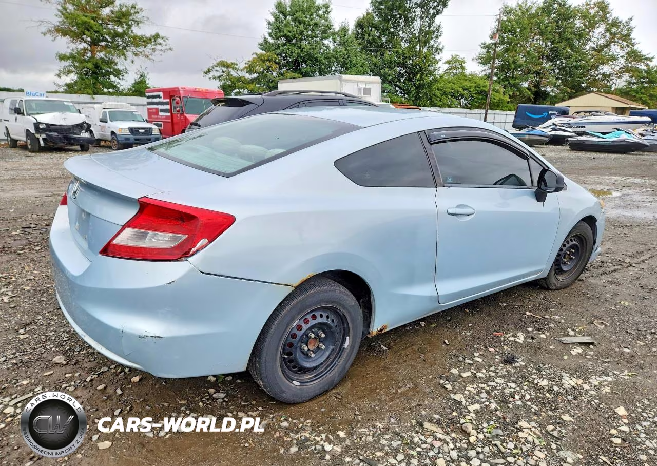 2012 Honda Civic Lx VIN:2HGFG3B50CH556018 - 3