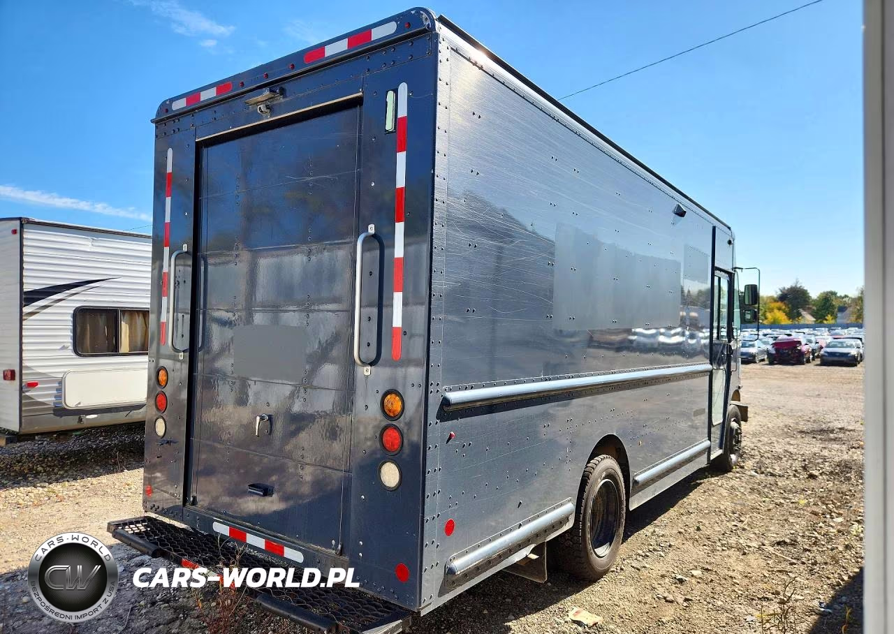 2020 Freightliner Mt45G Chassis Delivery Truck VIN:4UZAC2EA1LCLZ6317 - 3