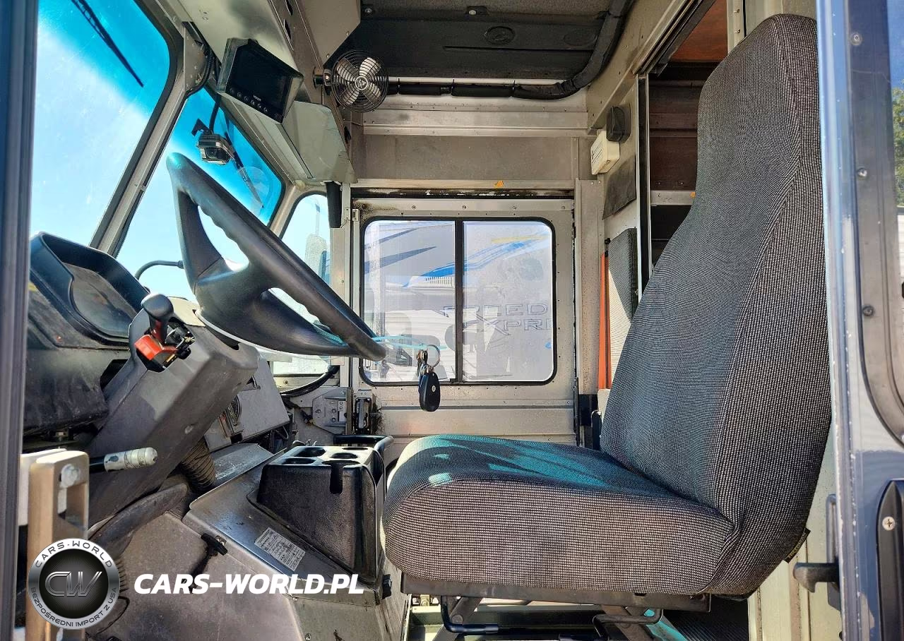 2020 Freightliner Mt45G Chassis Delivery Truck VIN:4UZAC2EA1LCLZ6317 - 7
