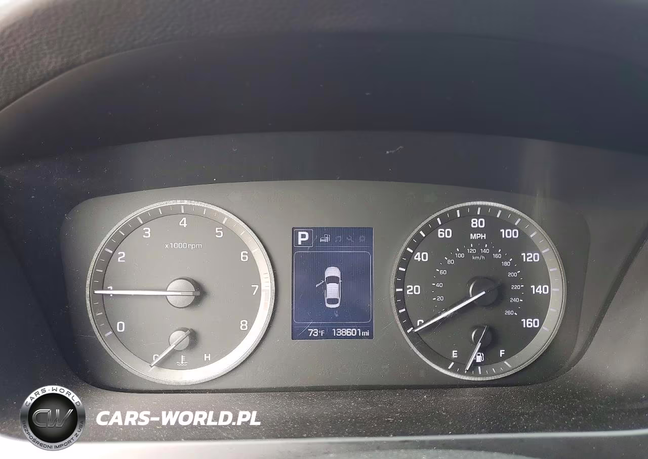2016 Hyundai Sonata Sport VIN:5NPE34AF4GH424639 - 9