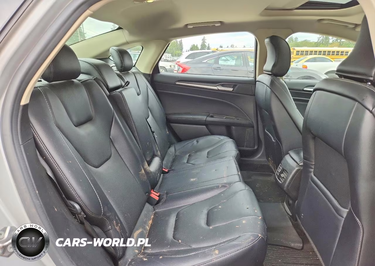 2017 Ford Fusion Titanium VIN:3FA6P0D92HR101010 - 10