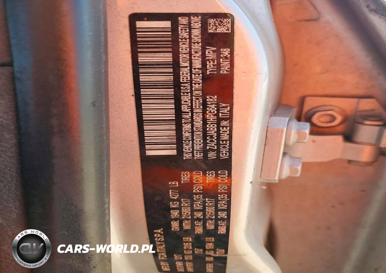 2017 Jeep Renegade Latitude VIN:ZACCJABB1HPG64182 - 12