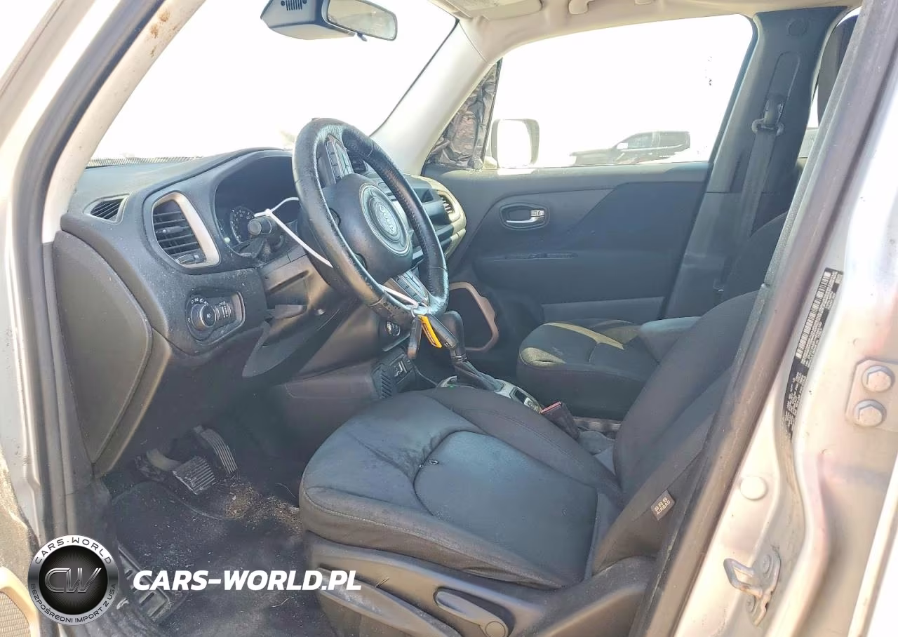 2017 Jeep Renegade Latitude VIN:ZACCJABB1HPG64182 - 7