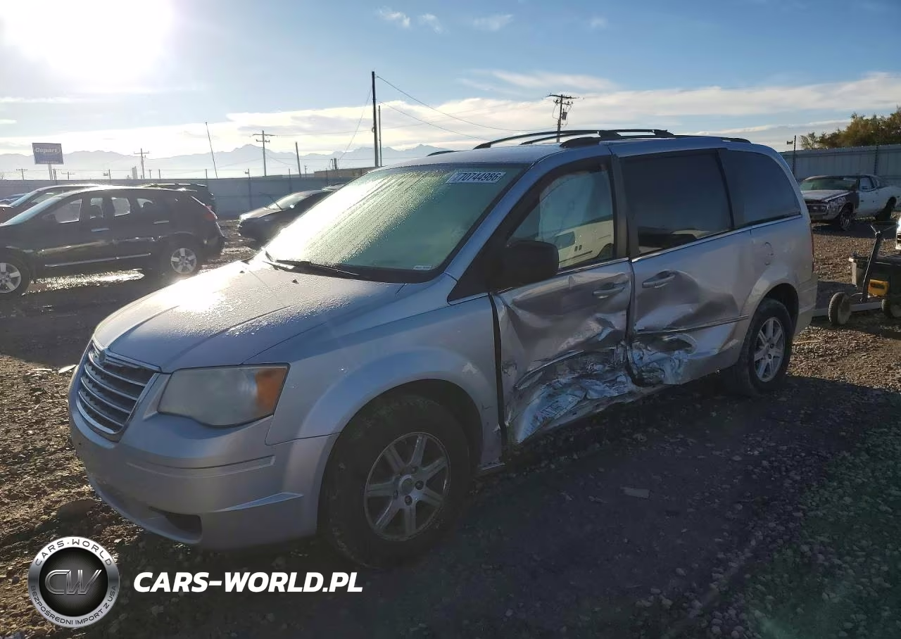 2010 Chrysler Town & Country Touring VIN:2A4RR5D14AR167931 - 1